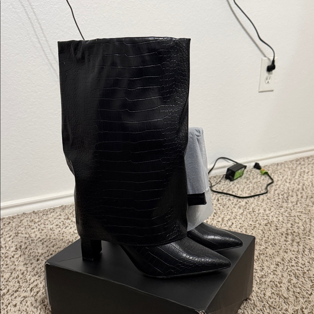 Black Croc-Embossed Pointed-Toe Mid-Calf Boots